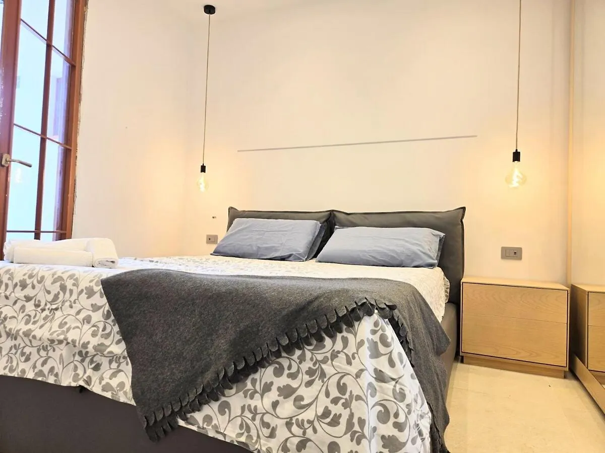 Villa Lumos Mondello Beach Palermo