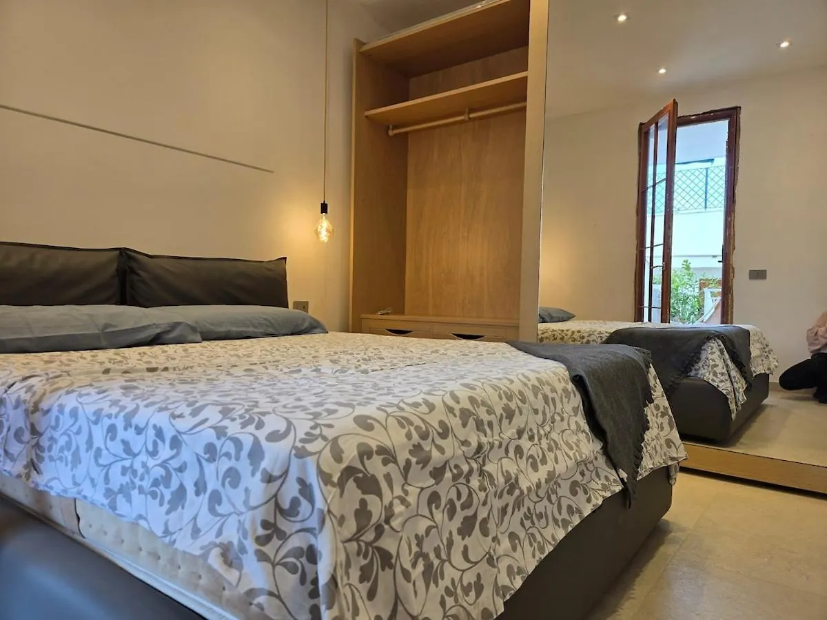 Villa Lumos Mondello Beach Palermo
