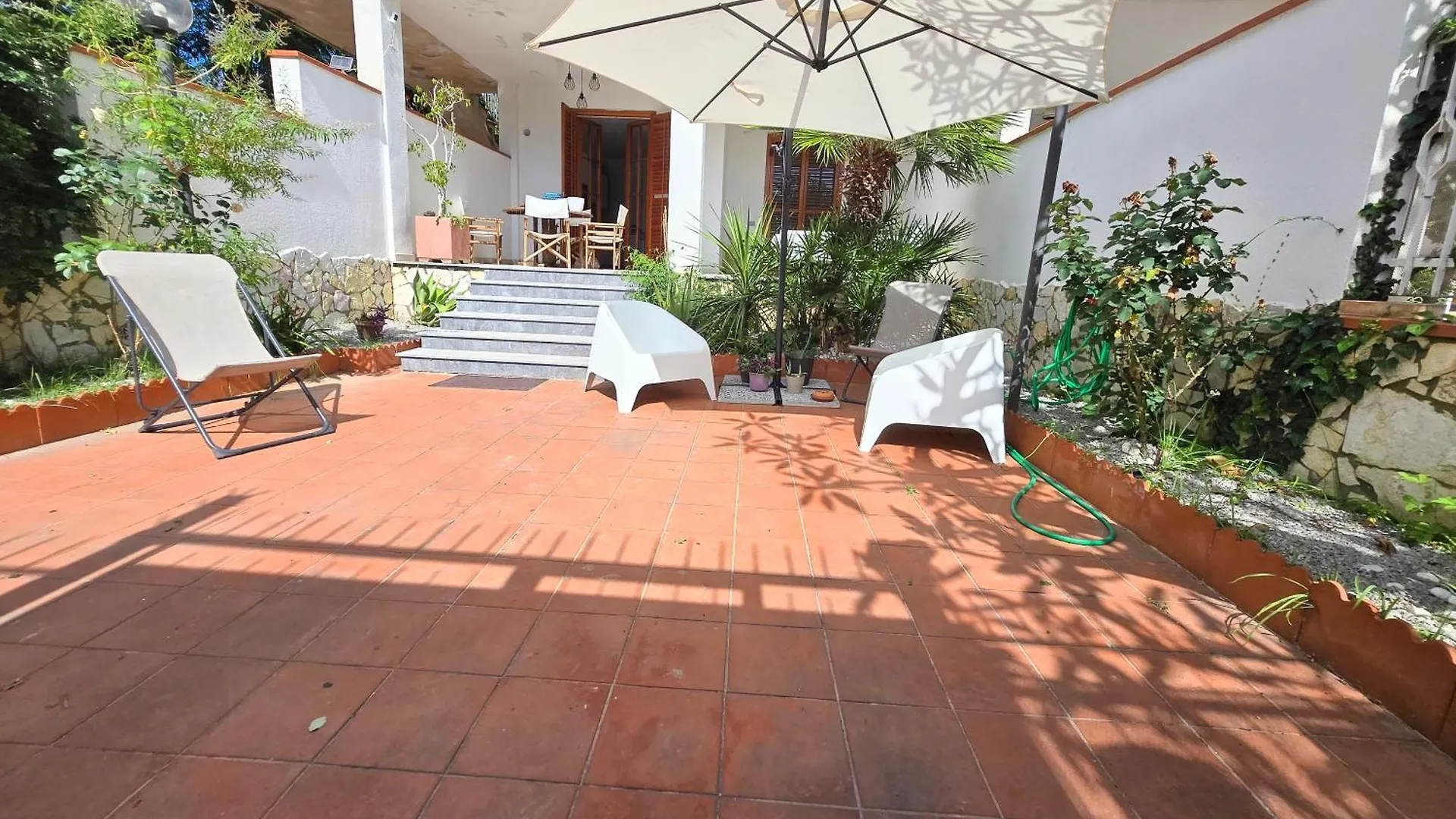 Villa Lumos Mondello Beach Palermo Italien